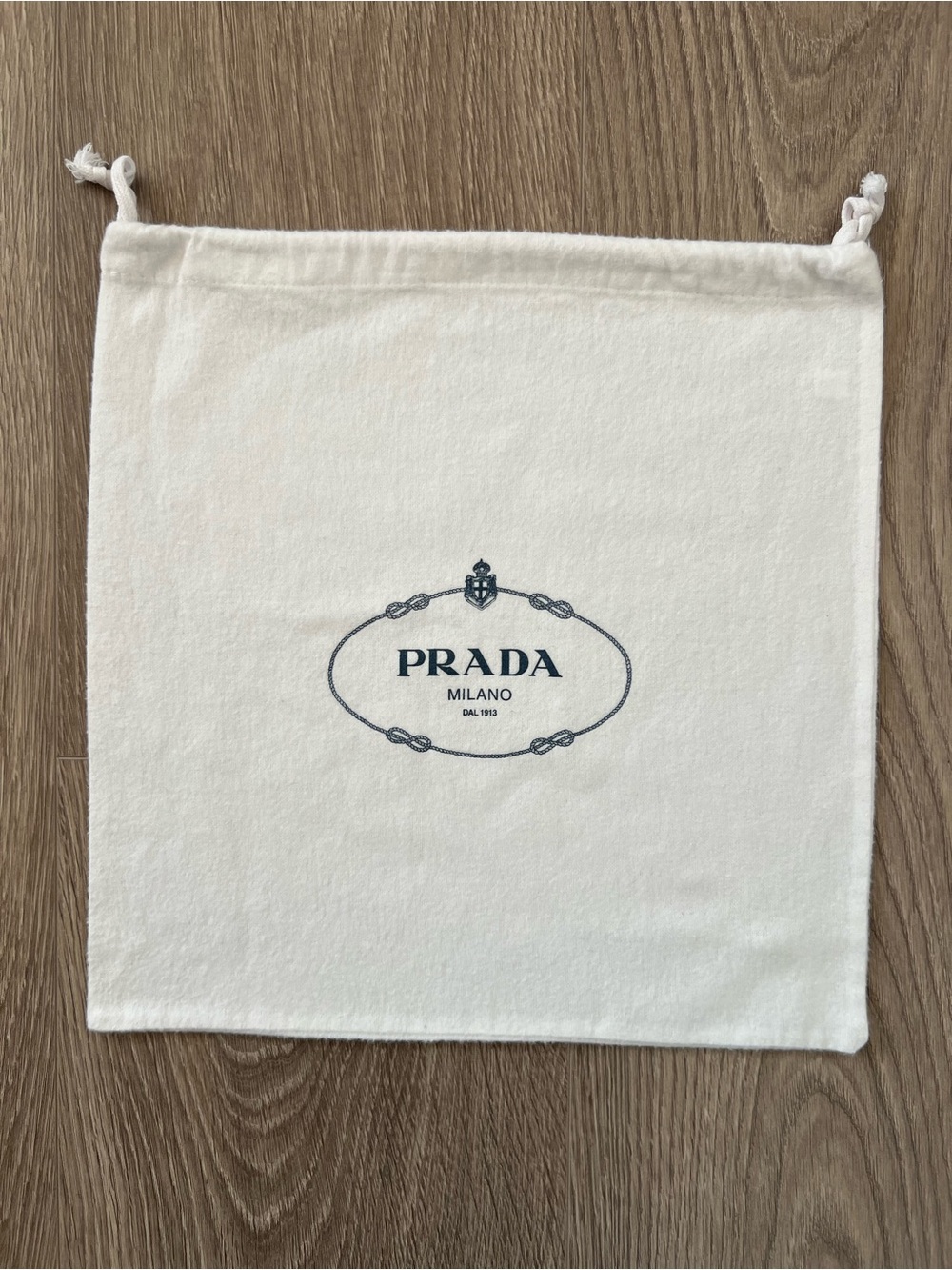 Prada dust bag (C1052)
